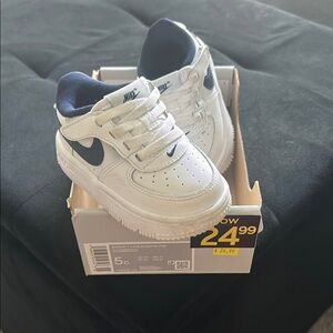 Nike White and Blue Classic Sneakers